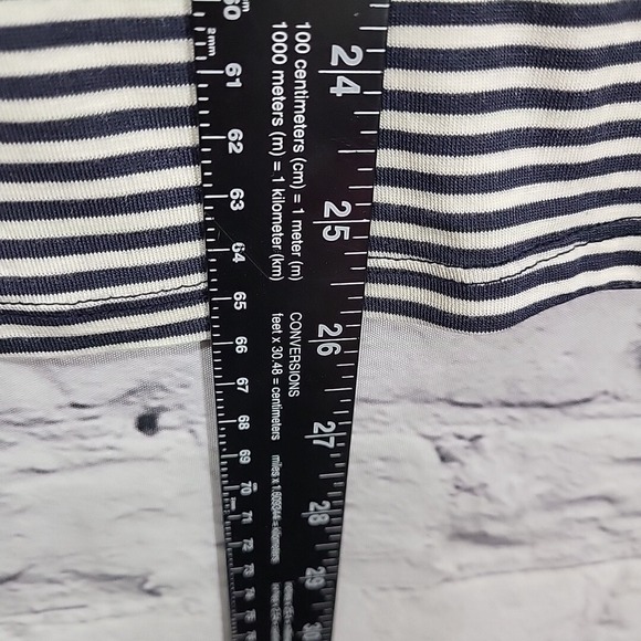 New LOFT Top Womens Sz M Black White Striped 3/4 Sleeve Rayon Stretch NWT - Picture 7 of 8